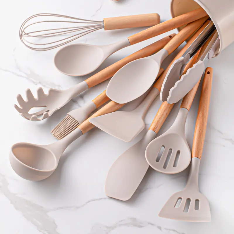 12 Pieces Silicone Kitchen Utensil Set, Wooden Handles, Durable, Heat-Resistant, for Cooking and Baking, Kitchen Supplies, Girly Kitchenware Black