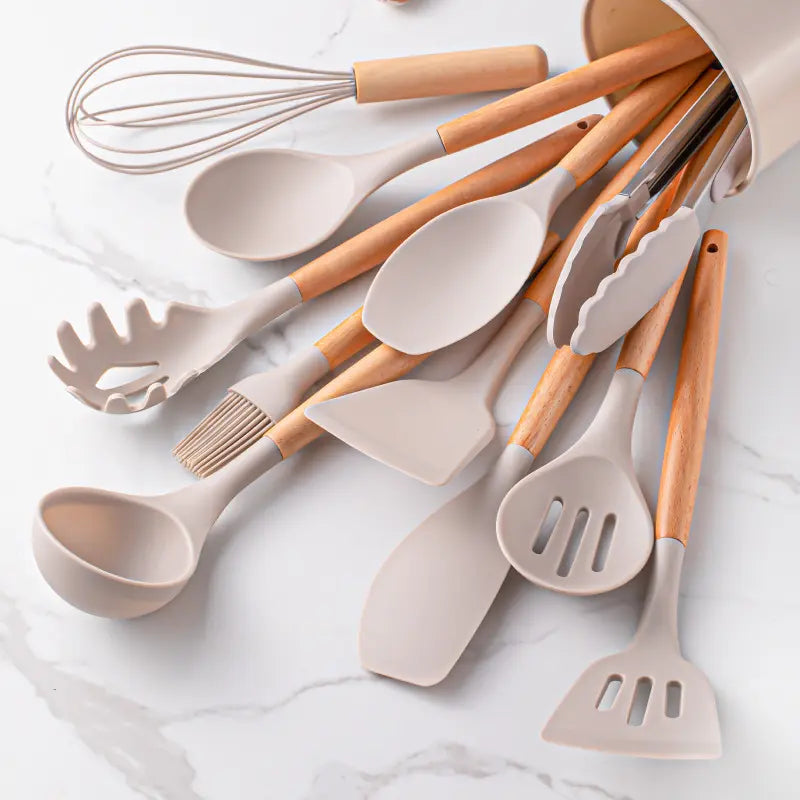 12 Pieces Silicone Kitchen Utensil Set, Wooden Handles, Durable, Heat-Resistant, for Cooking and Baking, Kitchen Supplies, Girly Kitchenware Black