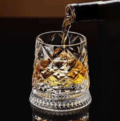 Rotating Whiskey Glass Crystal Whiskey & Rum Glass for Cocktail Parties 360° Rotating Base Premium Crystal Elegant Modern Design Comfortable Grip Stable Spin Versatile Drinkware