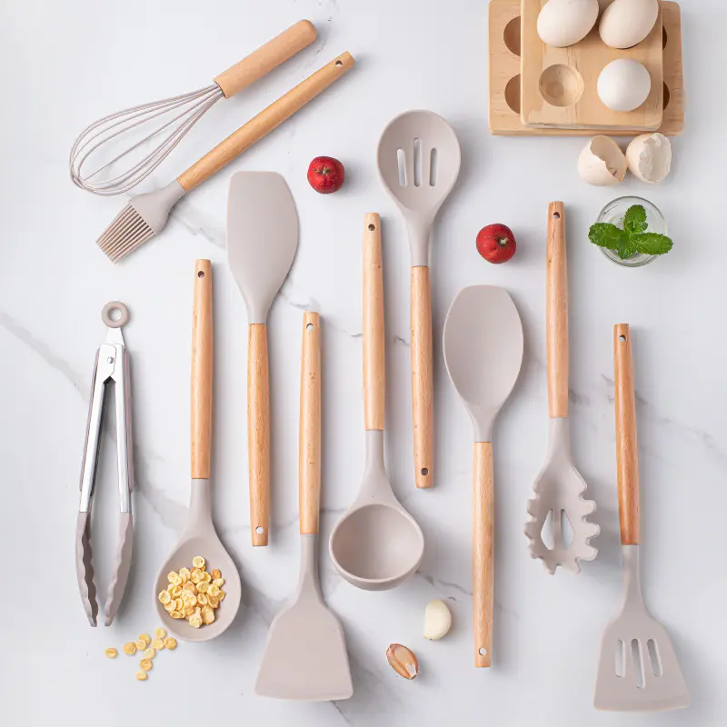 12 Pieces Silicone Kitchen Utensil Set, Wooden Handles, Durable, Heat-Resistant, for Cooking and Baking, Kitchen Supplies, Girly Kitchenware Black